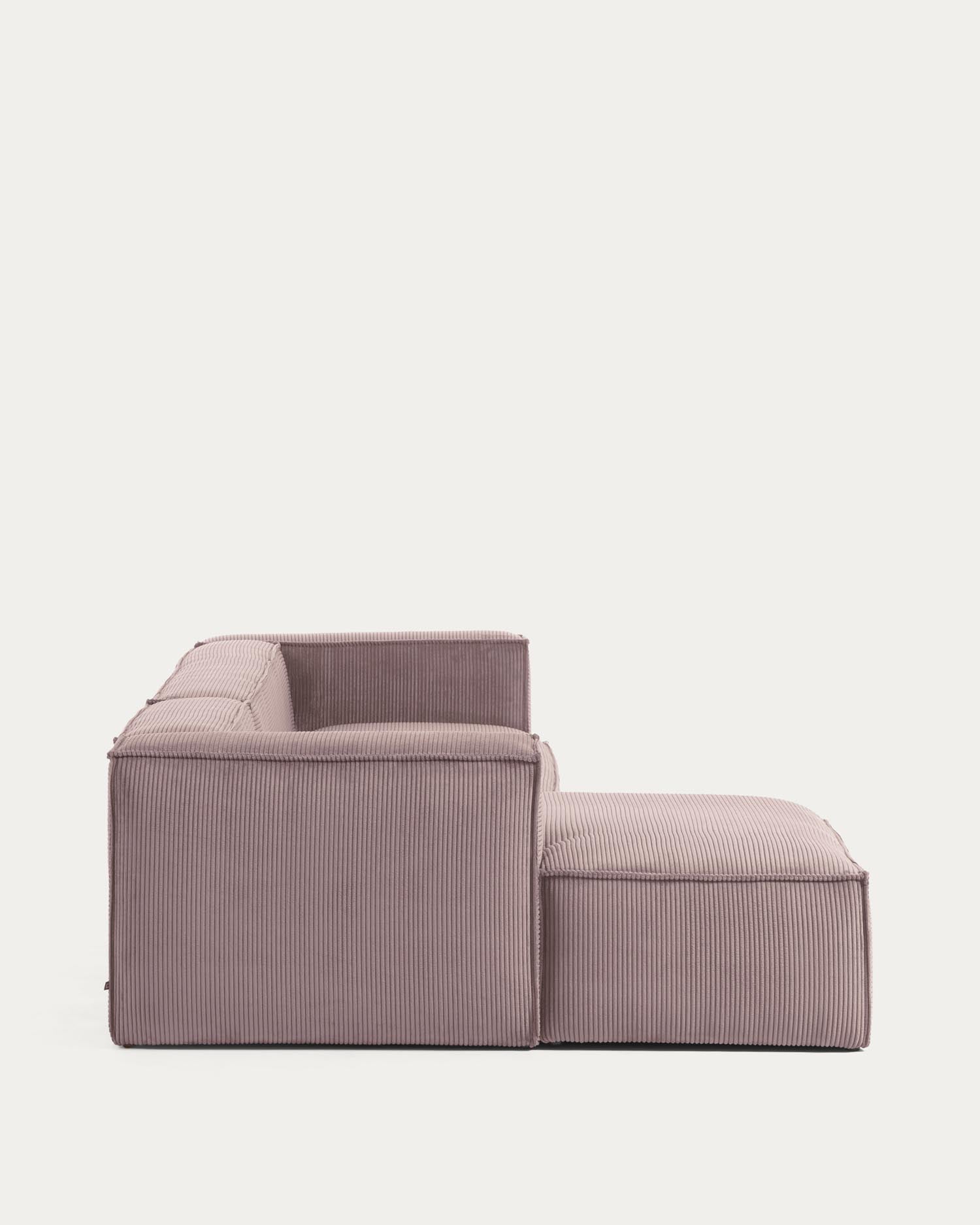 Blok 2-Sitzer-Sofa mit Chaiselongue links breiter Cord rosa 240 cm in Rosa präsentiert im Onlineshop von KAQTU Design AG. 2er Sofa ist von Kave Home