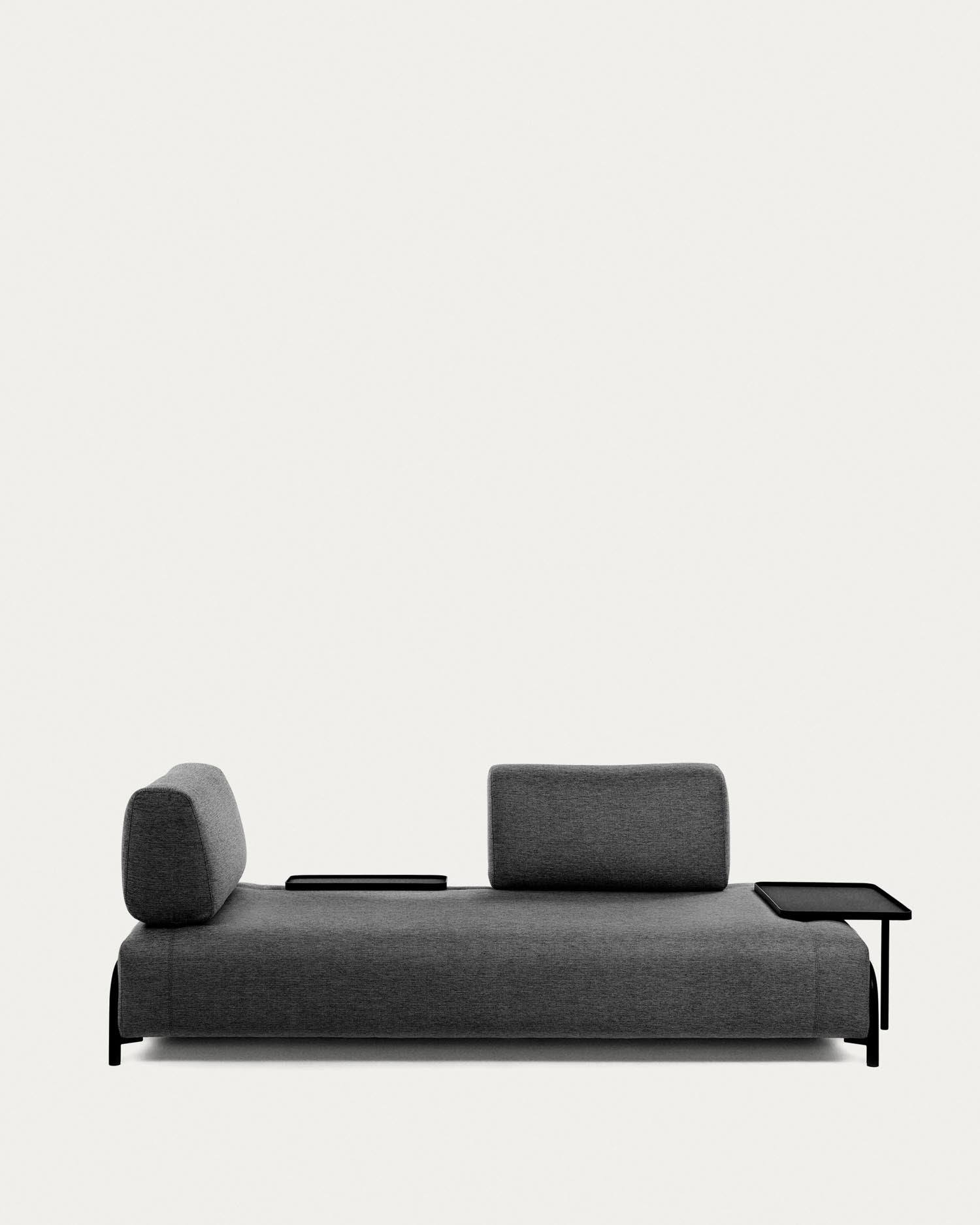 Compo 3-Sitzer Modul dunkelgrau 232 cm in Schwarz präsentiert im Onlineshop von KAQTU Design AG. 3er Sofa ist von Kave Home