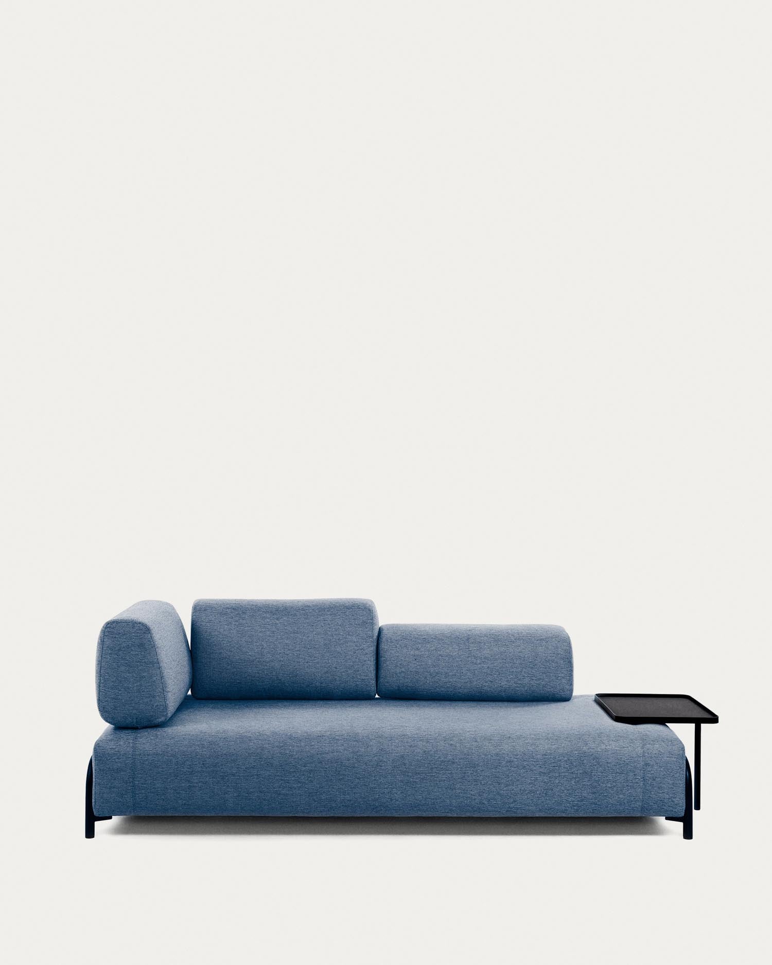 Compo 3-Sitzer Modul blau 232 cm in Blau präsentiert im Onlineshop von KAQTU Design AG. 3er Sofa ist von Kave Home