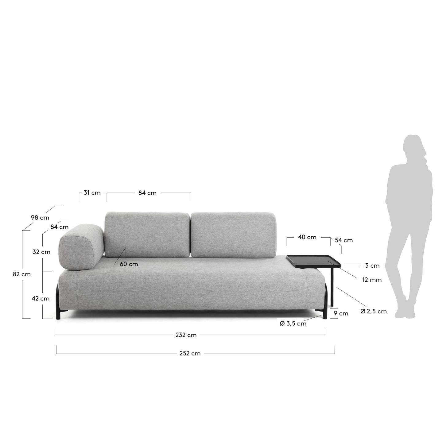 Compo 3-Sitzer Sofa hellgrau mit grossem Tablett 252 cm in Grau präsentiert im Onlineshop von KAQTU Design AG. 3er Sofa ist von Kave Home