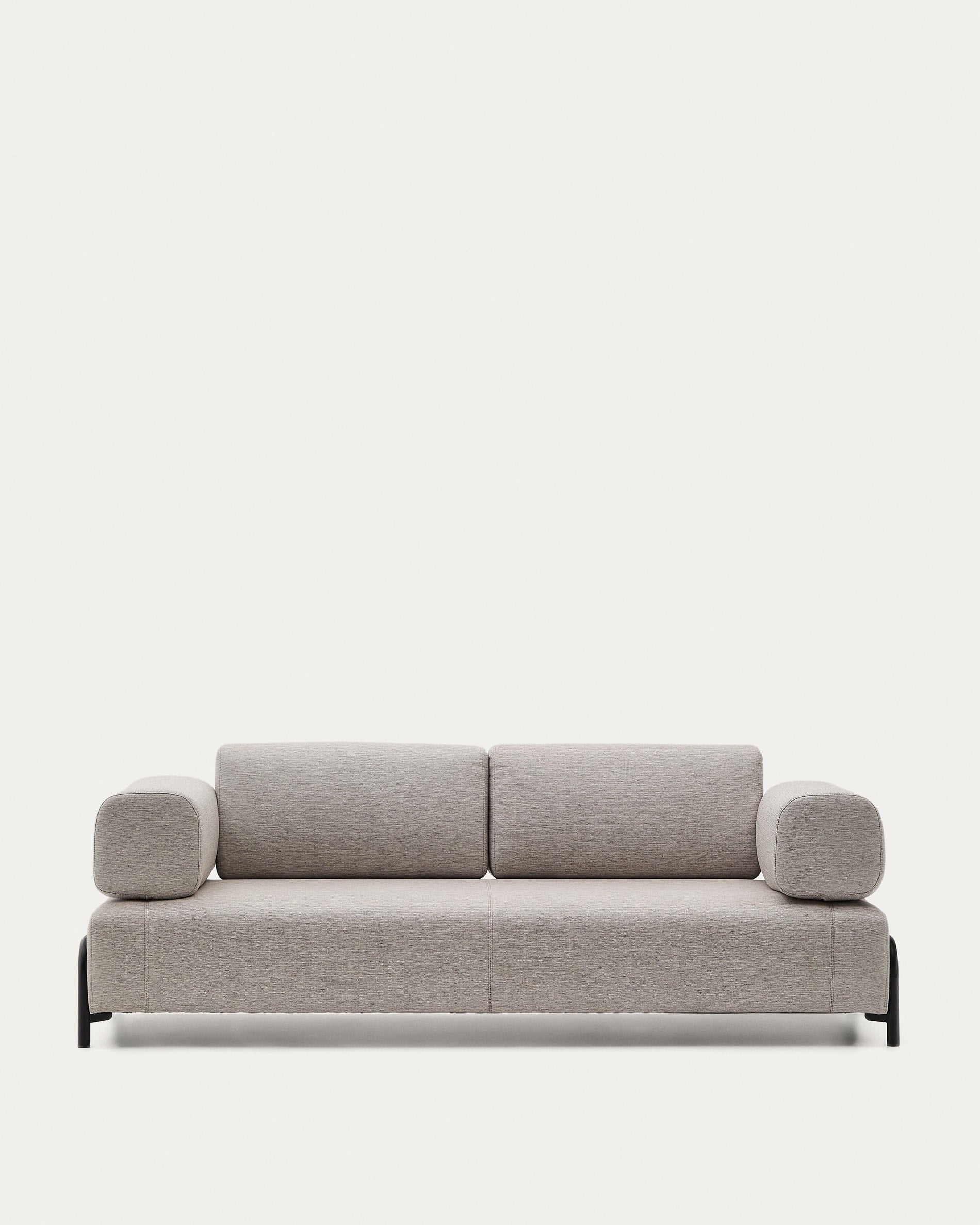 Compo 3-Sitzer Sofa beige-grau 232 cm in Beige präsentiert im Onlineshop von KAQTU Design AG. 3er Sofa ist von Kave Home