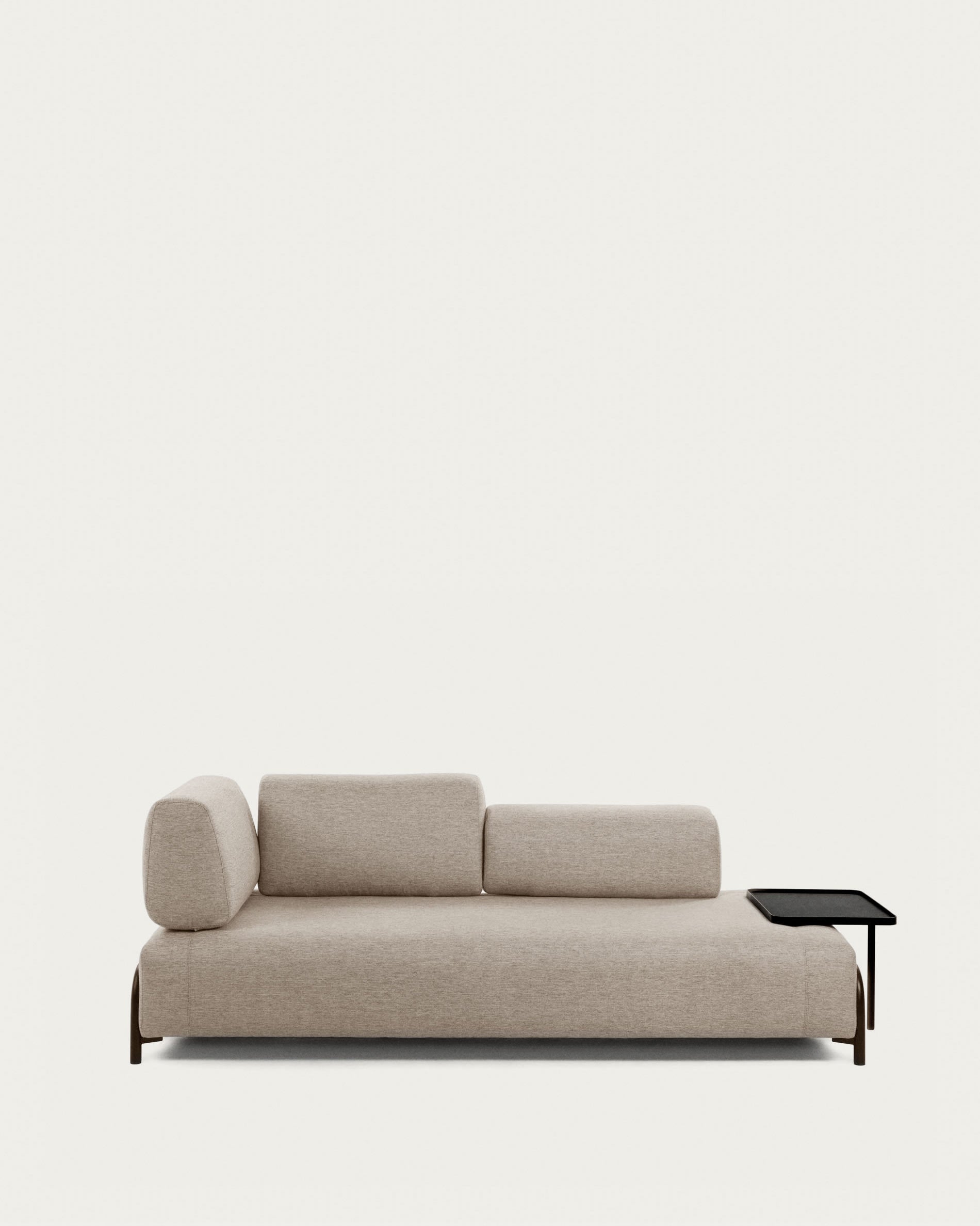 Compo 3-Sitzer Sofa beige-grau 232 cm in Beige präsentiert im Onlineshop von KAQTU Design AG. 3er Sofa ist von Kave Home