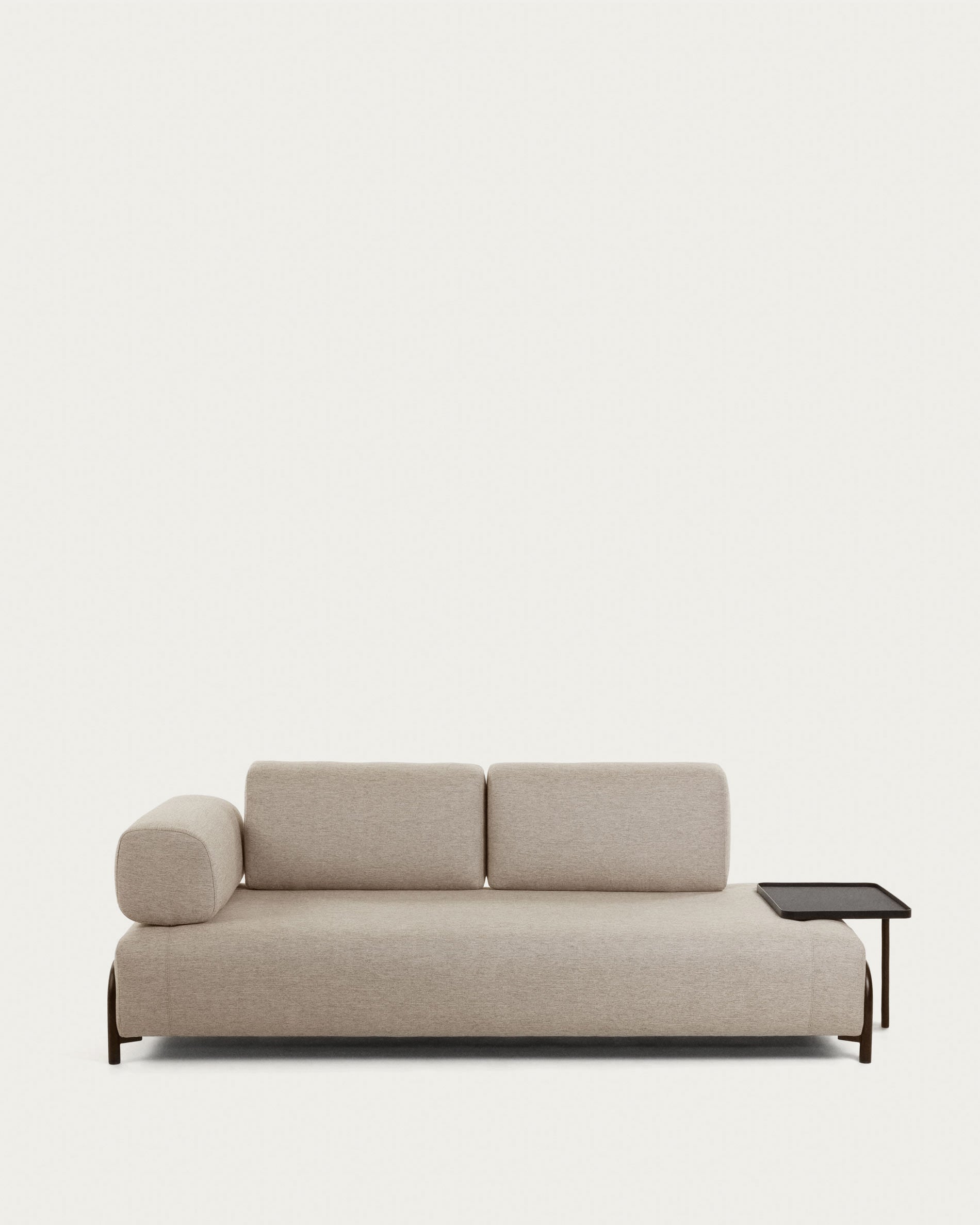 Compo 3-Sitzer Sofa beige-grau 232 cm in Beige präsentiert im Onlineshop von KAQTU Design AG. 3er Sofa ist von Kave Home