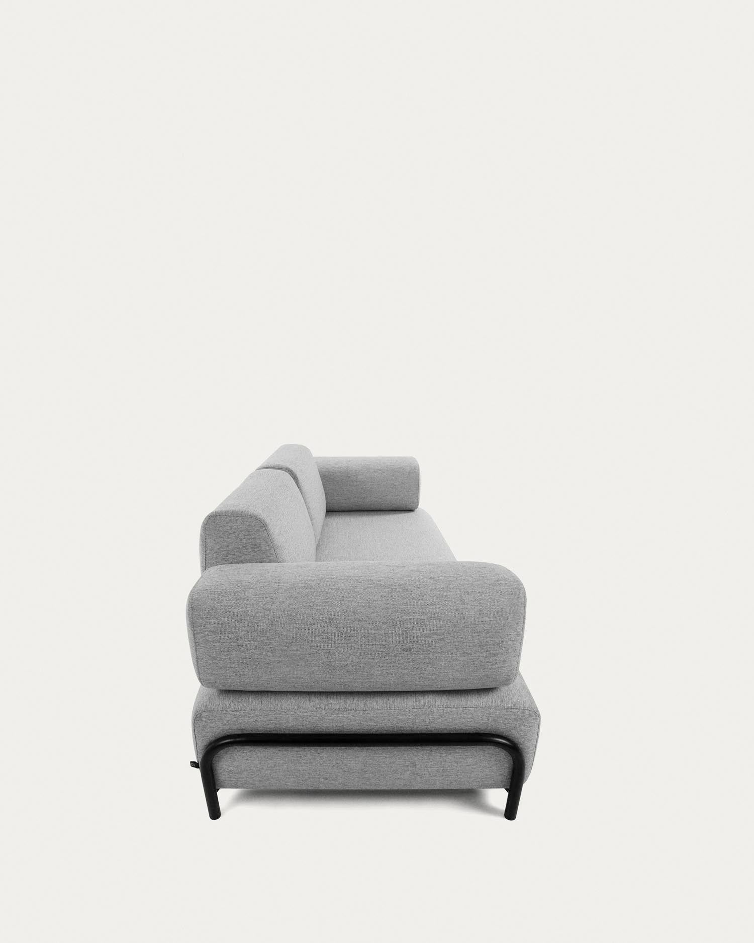 Compo 3-Sitzer Sofa hellgrau 232 cm in Grau präsentiert im Onlineshop von KAQTU Design AG. 3er Sofa ist von Kave Home