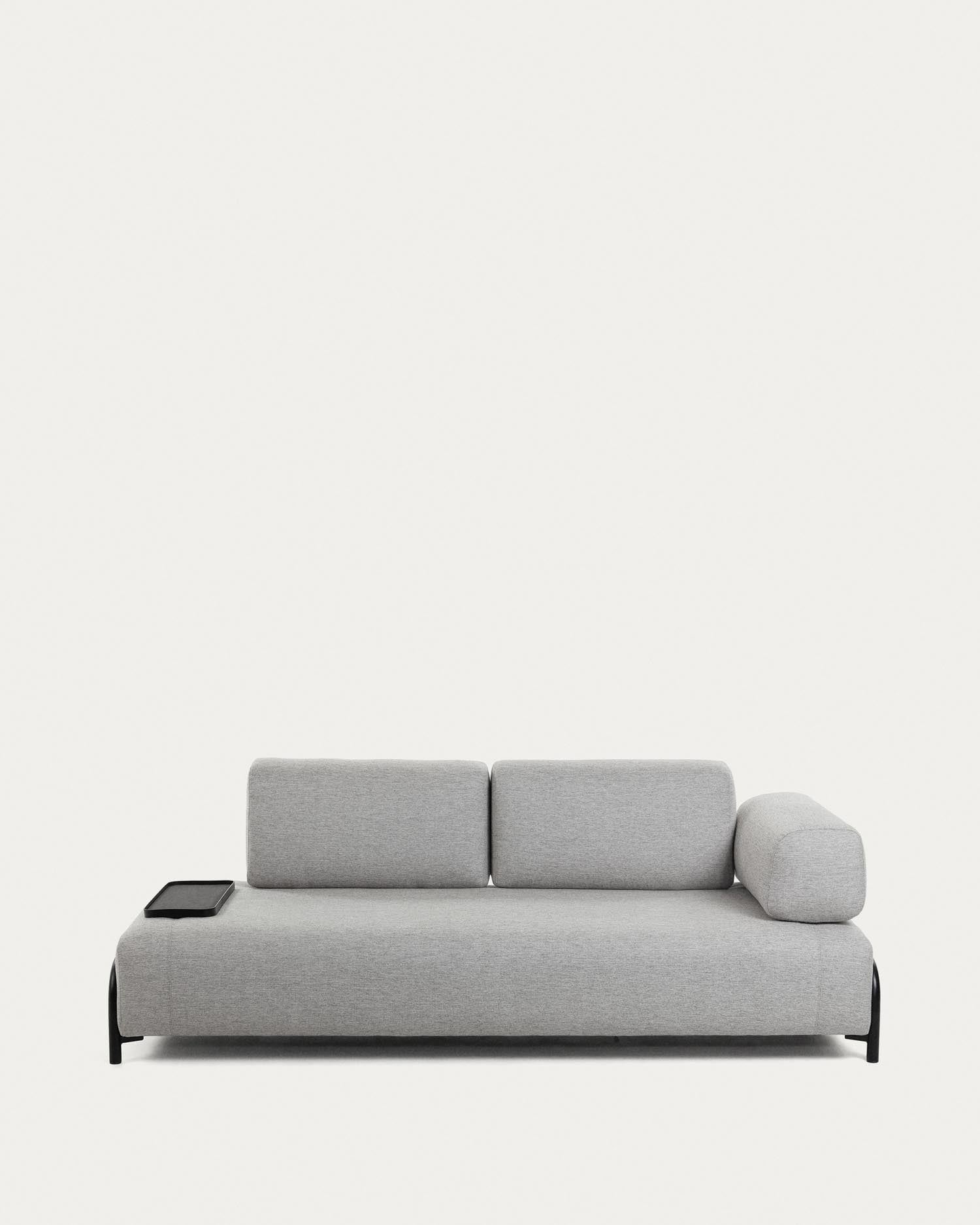 Compo 3-Sitzer Sofa hellgrau 232 cm in Grau präsentiert im Onlineshop von KAQTU Design AG. 3er Sofa ist von Kave Home