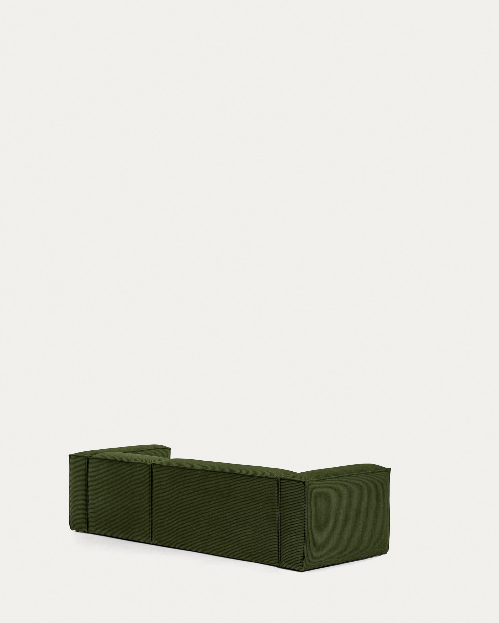 Blok 3-Sitzer-Sofa mit Chaiselongue rechts breiter Cord grün 300 cm FSC Mix Credit in Grün präsentiert im Onlineshop von KAQTU Design AG. 3er Sofa ist von Kave Home