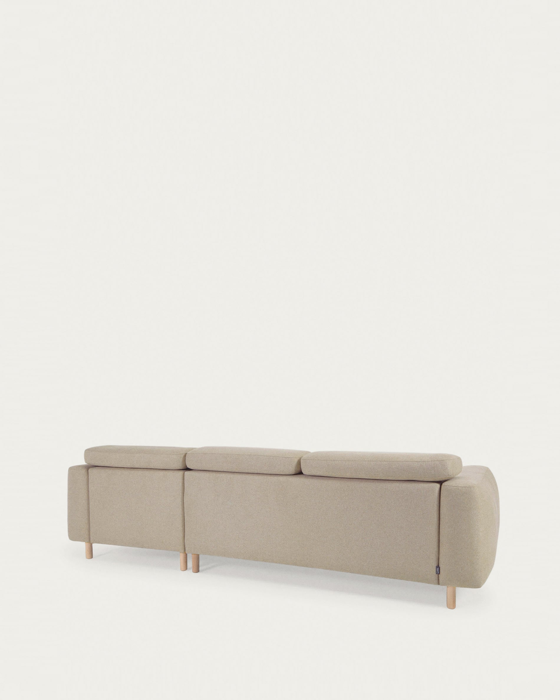 Singa 3-Sitzer Sofa mit Chaiselongue rechts, verstellbarer Kopfstütze und ausziehbarem Sitz beige 296 cm FSC Mix Credit in  präsentiert im Onlineshop von KAQTU Design AG. 3er Sofa ist von Kave Home