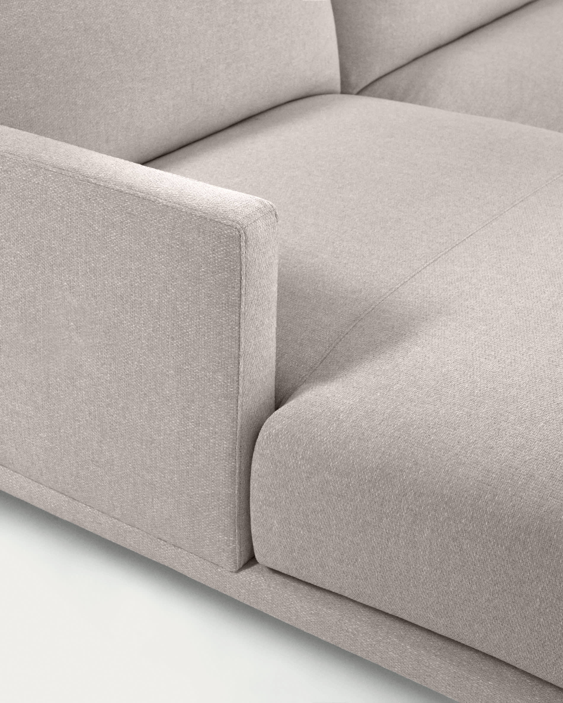 Galene 3-Sitzer Sofa beige mit Chaiselongue links 194 cm in Beige präsentiert im Onlineshop von KAQTU Design AG. 3er Sofa ist von Kave Home