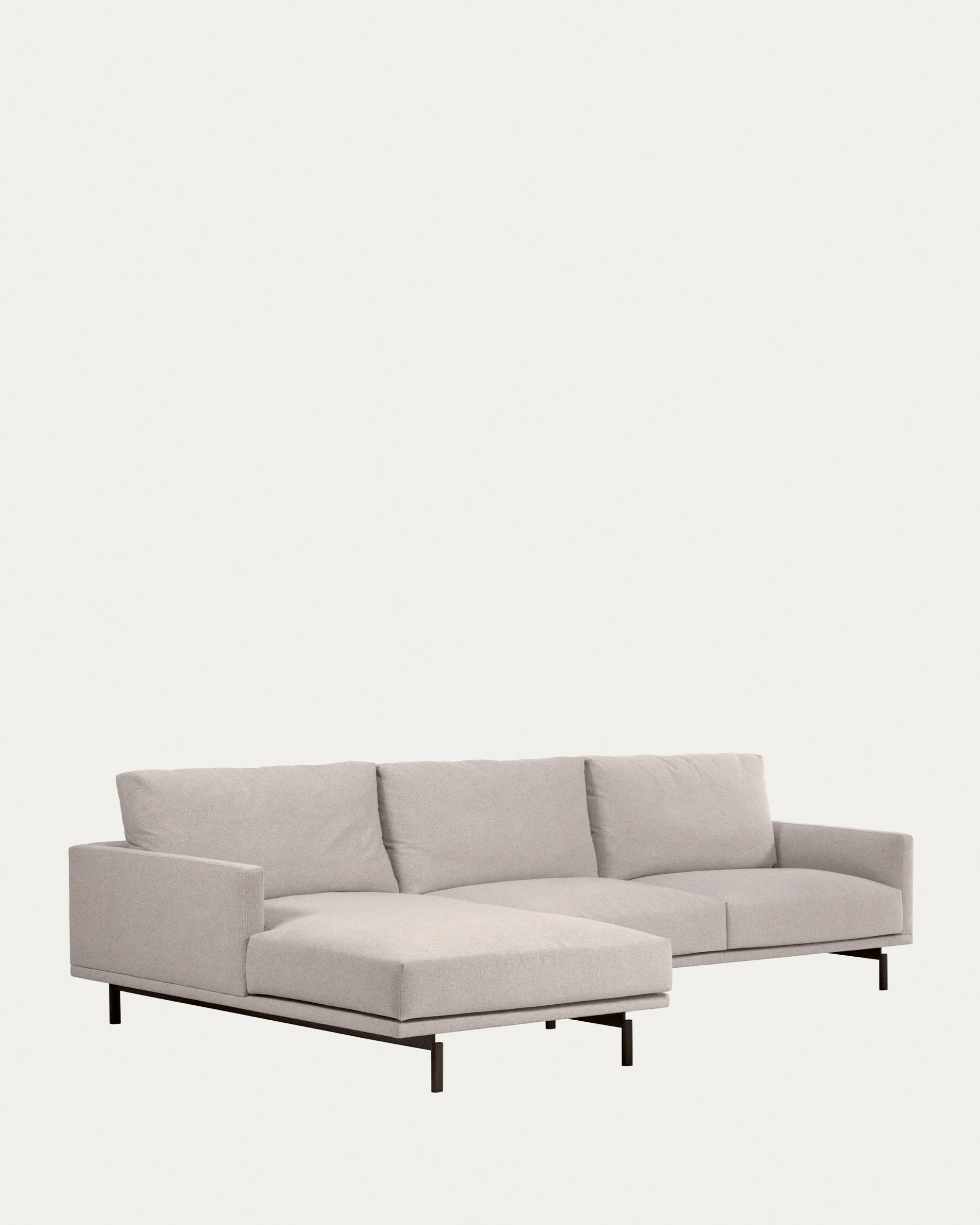 Galene 4-Sitzer Sofa beige mit Chaiselongue links 314 cm in Beige präsentiert im Onlineshop von KAQTU Design AG. 4er Sofa ist von Kave Home