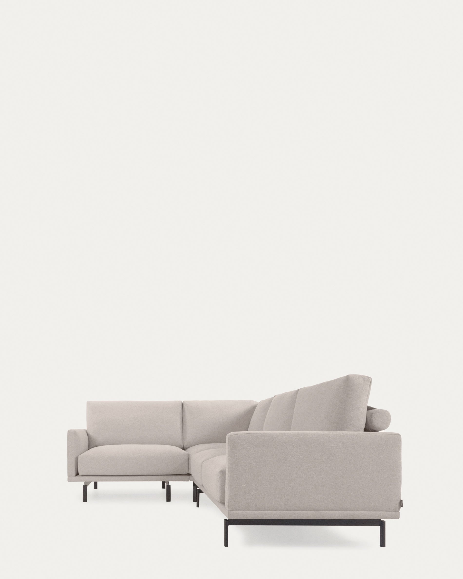 Galene 3-Sitzer Ecksofa beige 207 x 267 cm in Beige präsentiert im Onlineshop von KAQTU Design AG. 3er Sofa ist von Kave Home