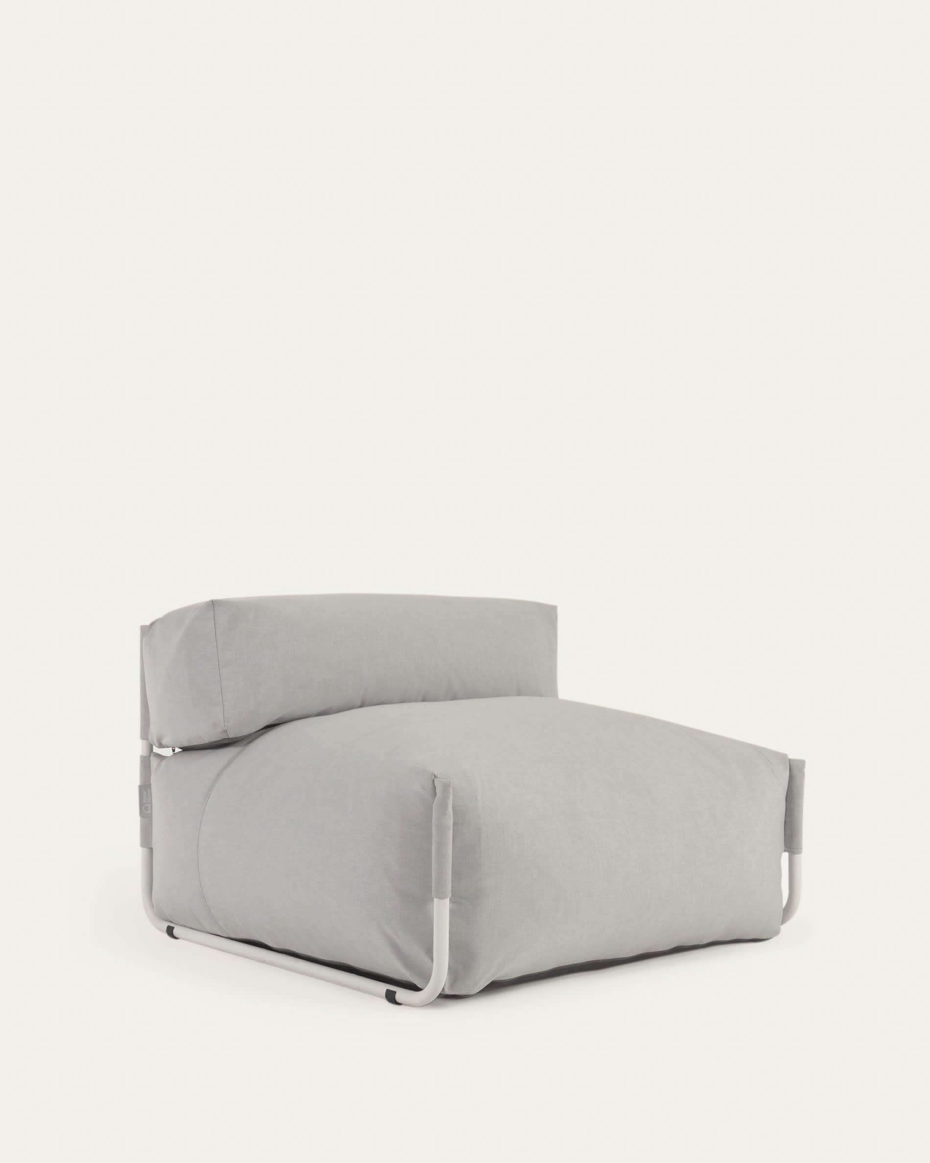 Square Pouf Modularsofa Rückenlehne 100% Outdoor hellgrau und Aluminium weiss 101 x 101 cm in Grau präsentiert im Onlineshop von KAQTU Design AG. Lounge Sofa ist von Kave Home