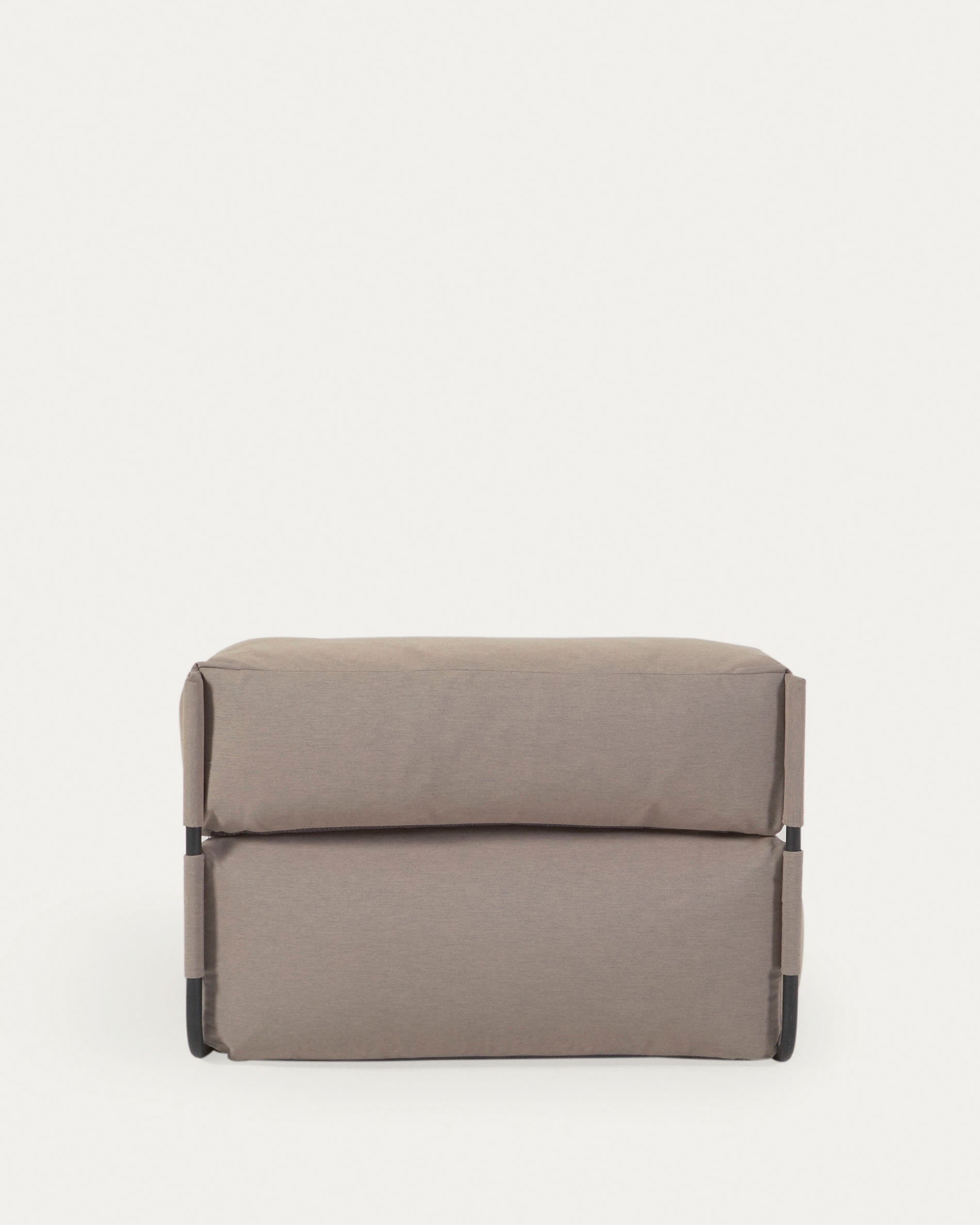 Square Pouf Modularsofa m. Rückenlehne 100% outdoor grün und Aluminium schwarz 101 x 101cm in Grün präsentiert im Onlineshop von KAQTU Design AG. Lounge Sofa ist von Kave Home