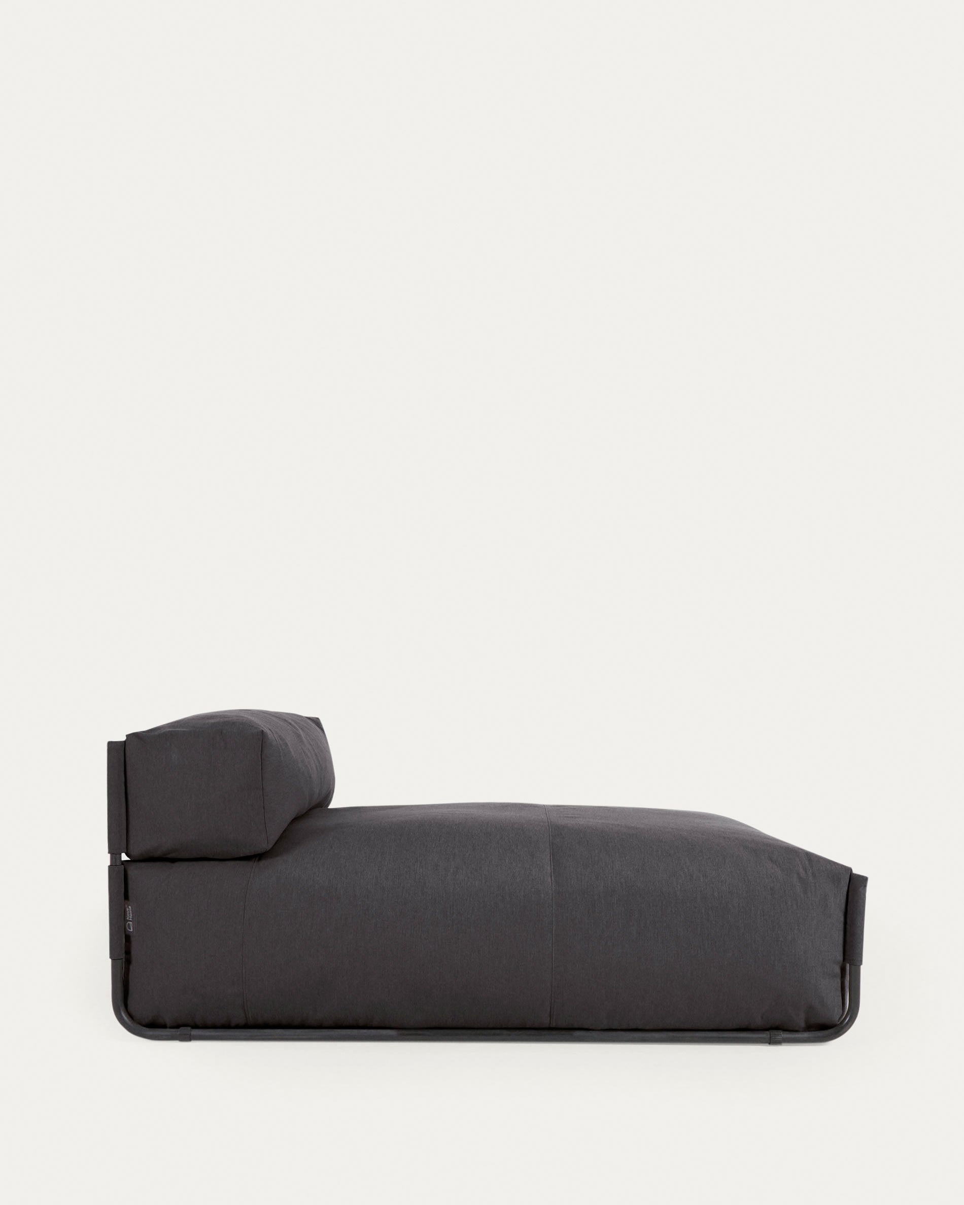 Square Pouf Modularsofa longue 100%outdoor m. Rückenlehne dunkelgrau Alu schwarz 165x101cm in Grau präsentiert im Onlineshop von KAQTU Design AG. Lounge Sofa ist von Kave Home