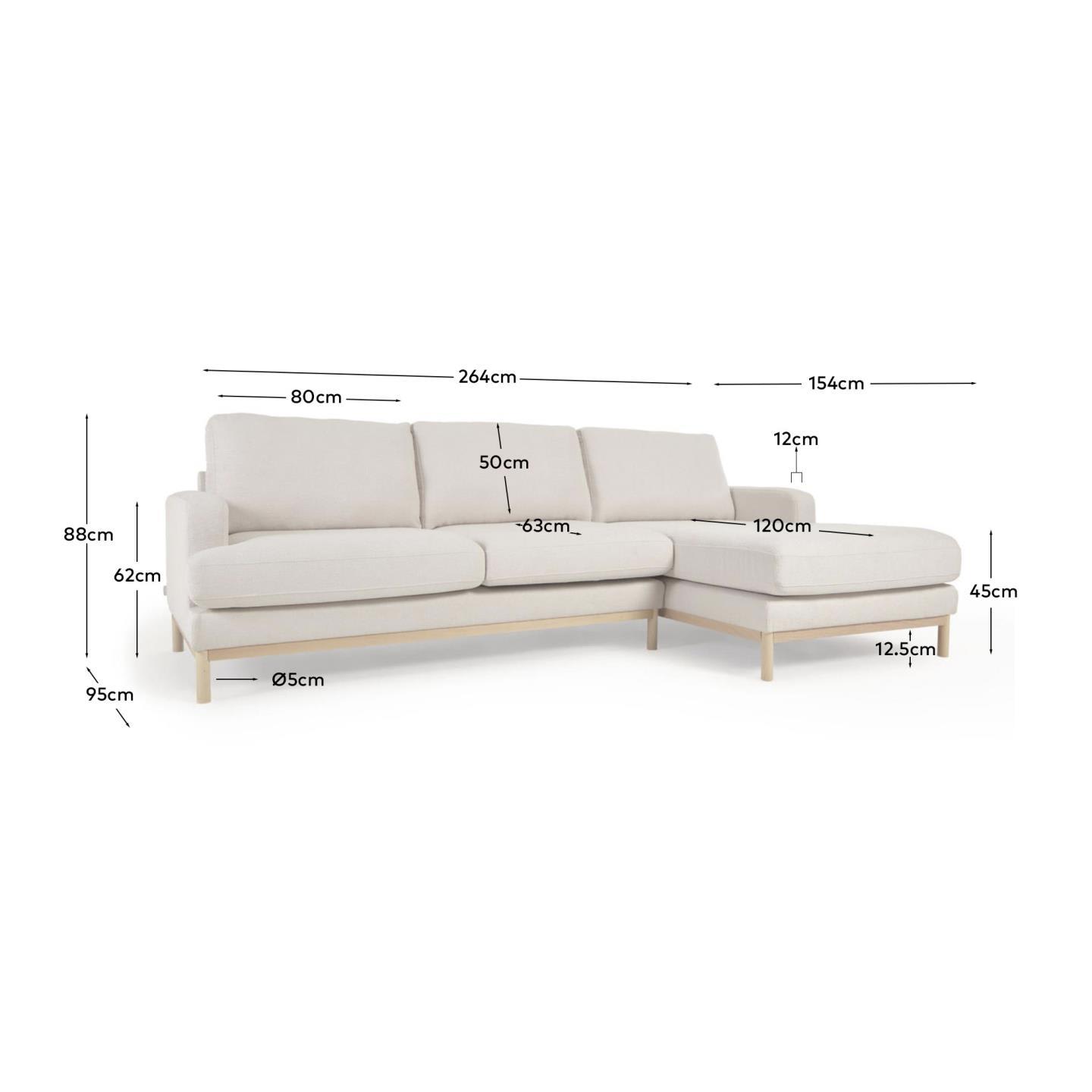 Sofa Mihaela für 3 Sitzer mit Chaiselongue rechts mit Mikro-Bouclé-Bezug in Weiss 264 cm FSC Mix Credit in Weiß präsentiert im Onlineshop von KAQTU Design AG. 3er Sofa ist von Kave Home