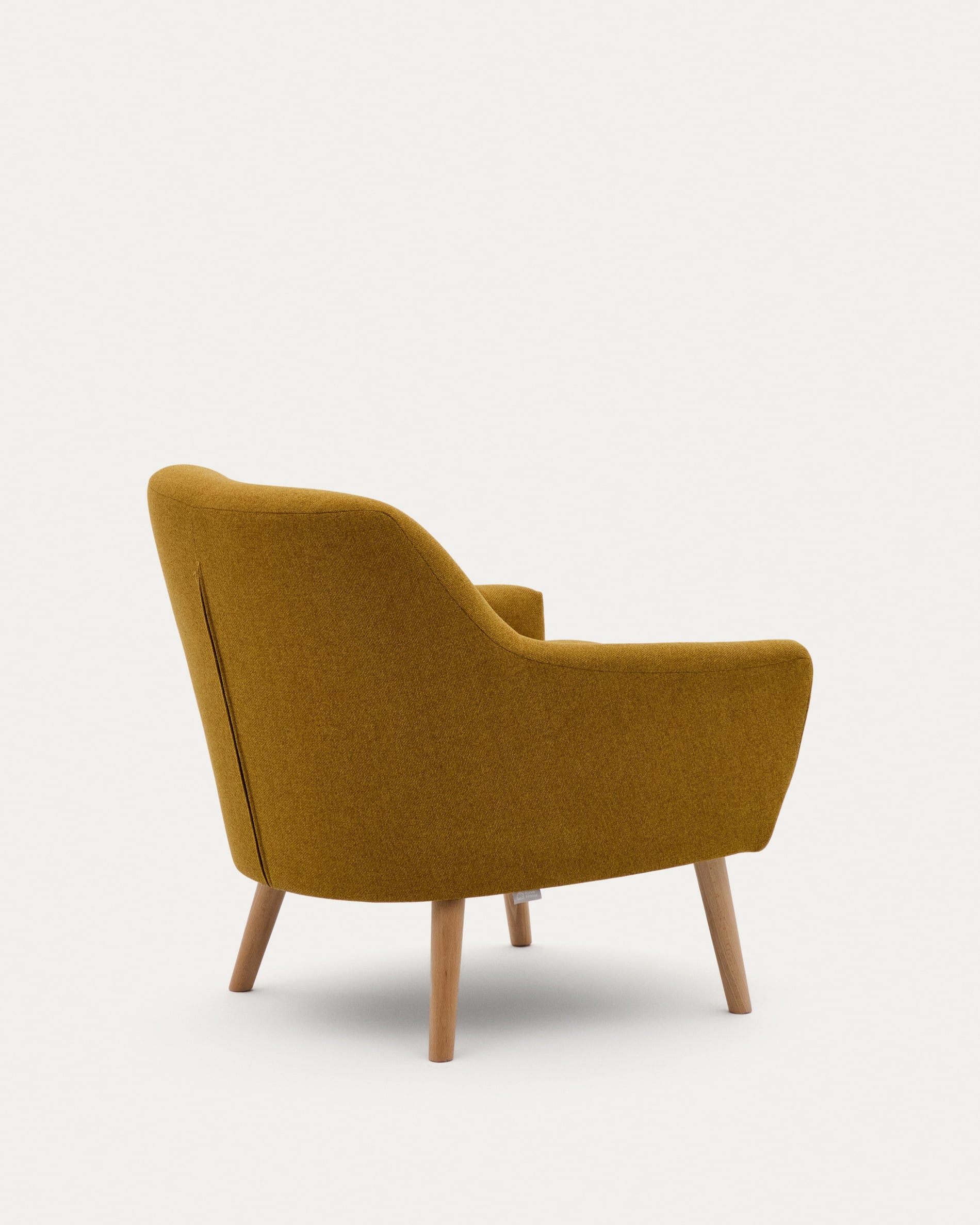 Sessel Candela Farbe Senf in Senfgelb präsentiert im Onlineshop von KAQTU Design AG. Sessel ist von Kave Home