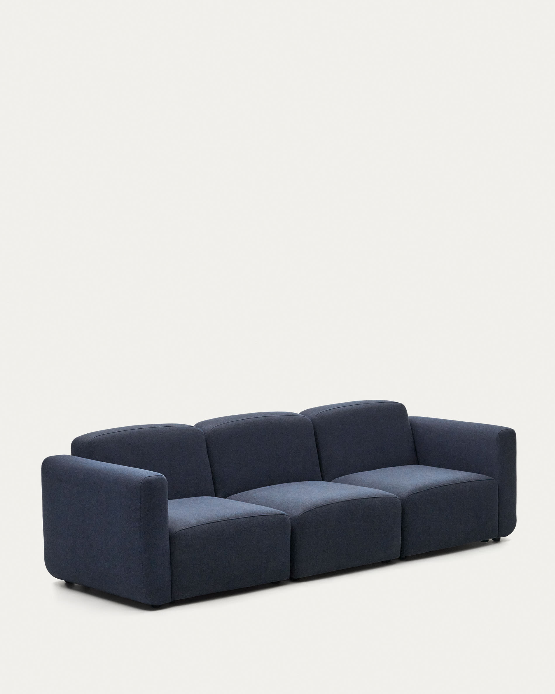 Neom modulares 3-Sitzer-Sofa in Blau 263 cm FSC Mix Credit in Blau präsentiert im Onlineshop von KAQTU Design AG. 3er Sofa ist von Kave Home