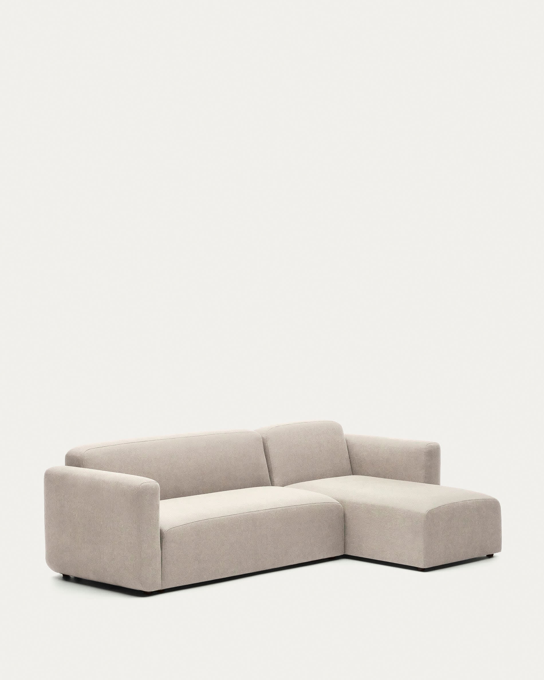 Neom modulares 3-Sitzer-Sofa Chaiselongue rechts/links Beige 263 cm FSC Mix Credit in Beige präsentiert im Onlineshop von KAQTU Design AG. 3er Sofa ist von Kave Home