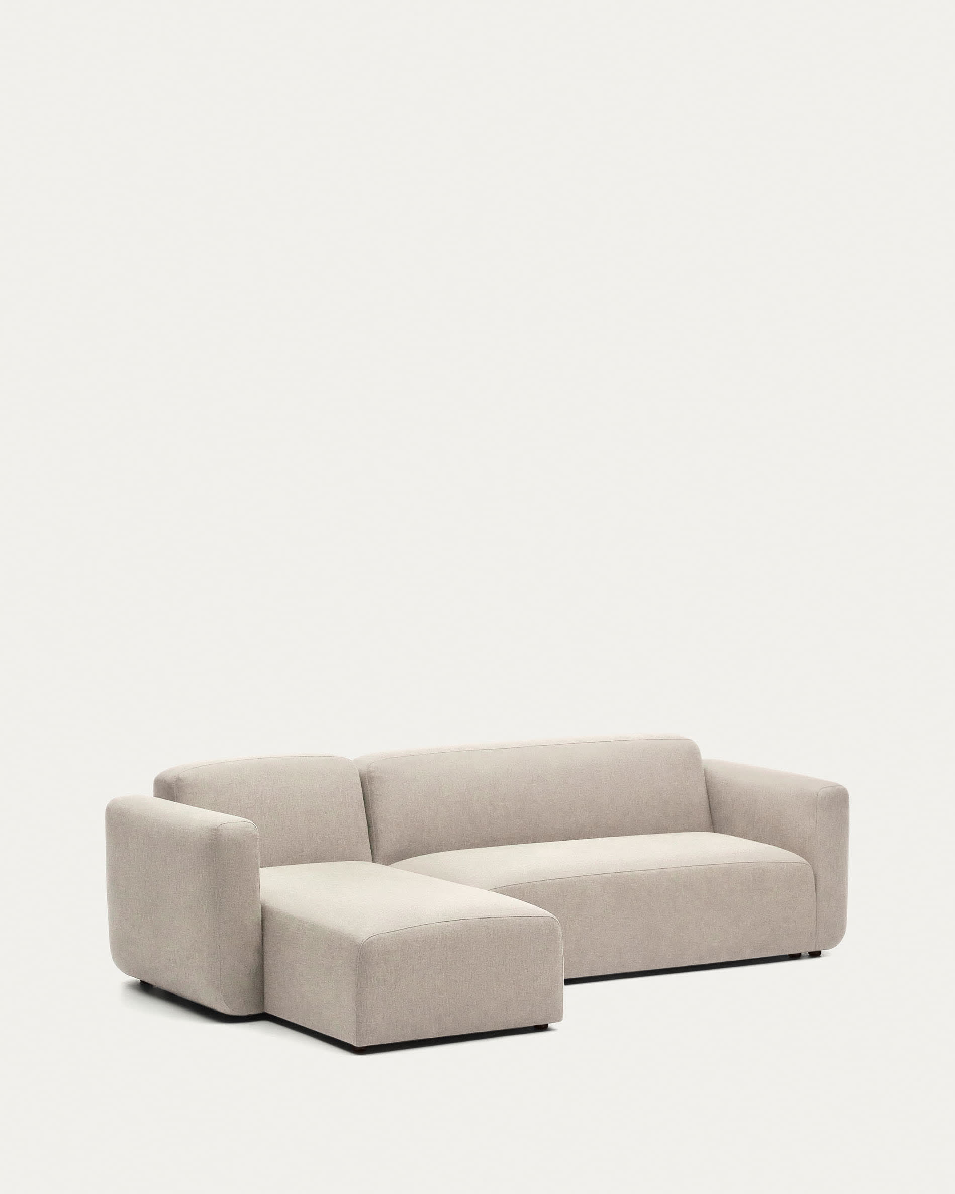 Neom modulares 3-Sitzer-Sofa Chaiselongue rechts/links Beige 263 cm FSC Mix Credit in Beige präsentiert im Onlineshop von KAQTU Design AG. 3er Sofa ist von Kave Home