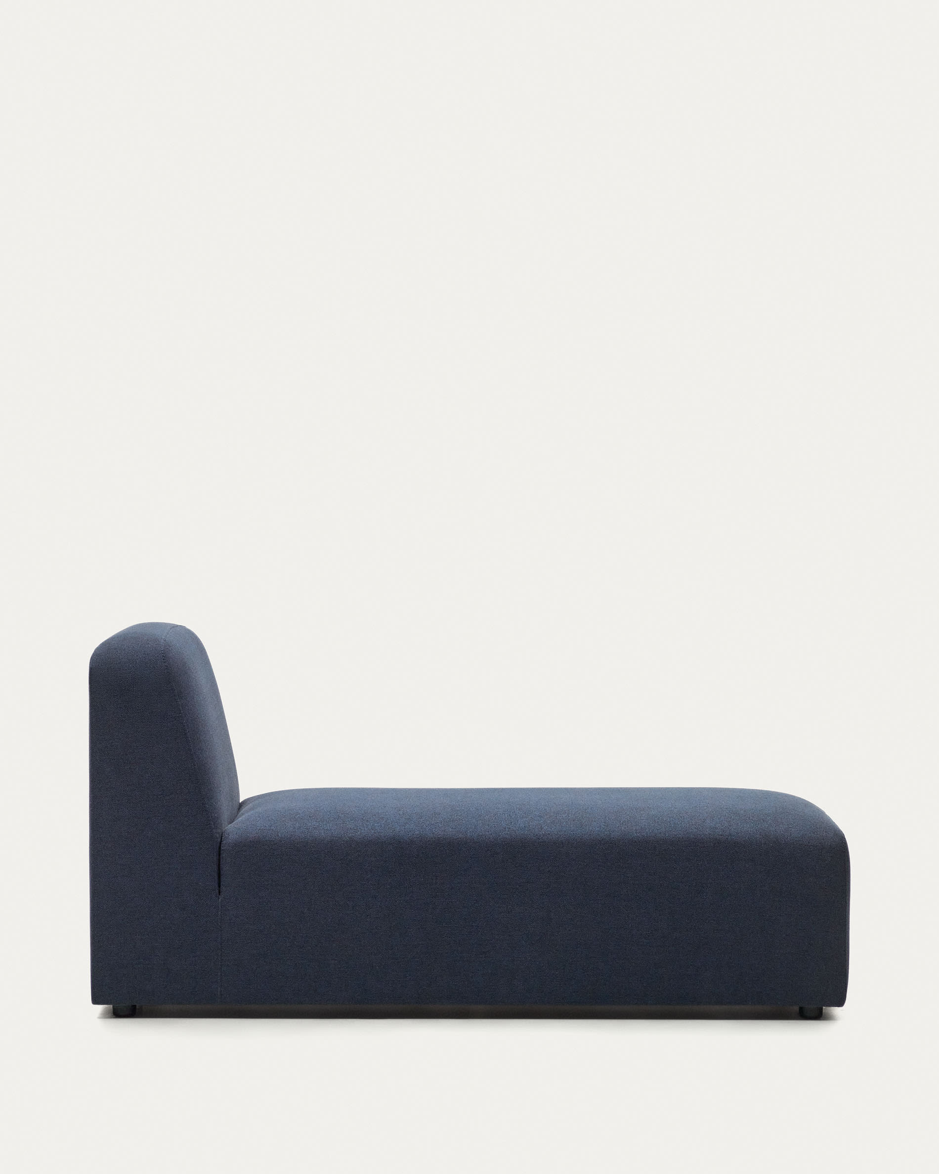 Neom Chaiselongue Modul in Blau 152 x 75 cm FSC Mix Credit in Blau präsentiert im Onlineshop von KAQTU Design AG. Modulares Sofa ist von Kave Home