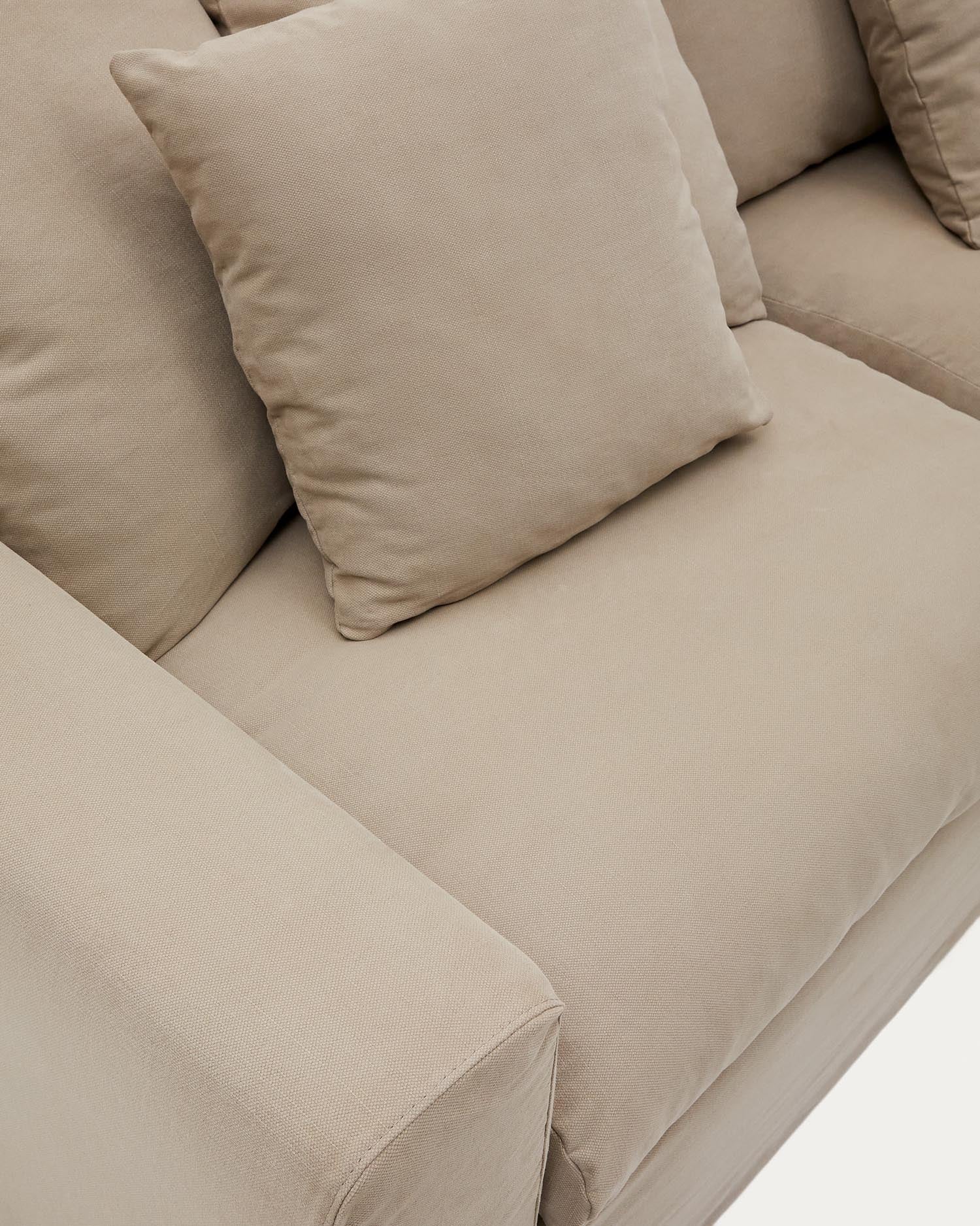 Nora 4 Sitzer Sofa mit abziehbaren Kissenbezügen aus Leinen und Baumwolle taupe 340 cm in Beige präsentiert im Onlineshop von KAQTU Design AG. 4er Sofa ist von Kave Home