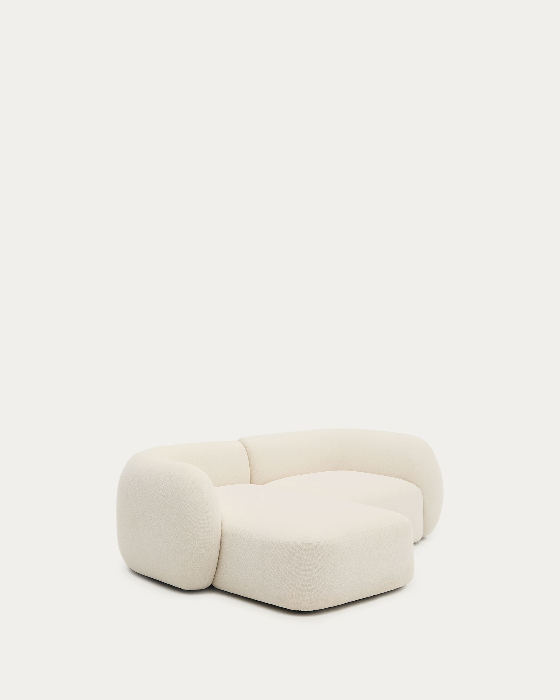 Martina modulares 2-Sitzer-Sofa in Chenille mit Chaiselongue links Farbe Ecru 230 cm in Ecru präsentiert im Onlineshop von KAQTU Design AG. 2er Sofa ist von Kave Home