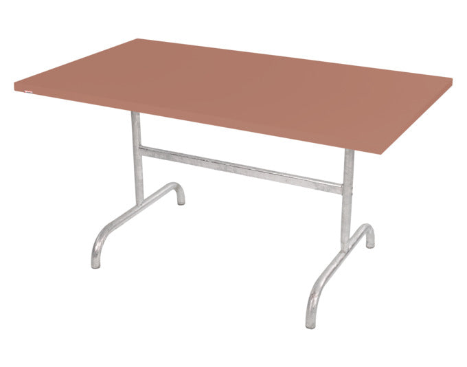 Tisch Säntis 165 x 90 in Pastellterracotta / Feuerverzinkt präsentiert im Onlineshop von KAQTU Design AG. Gartentisch ist von Schaffner