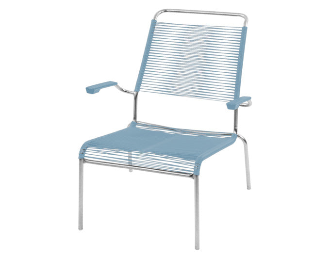 Säntis Lounger Hochlehner Spaghetti in Pastellblau / Feuerverzinkt präsentiert im Onlineshop von KAQTU Design AG. Outdoor-Sessel ist von Schaffner