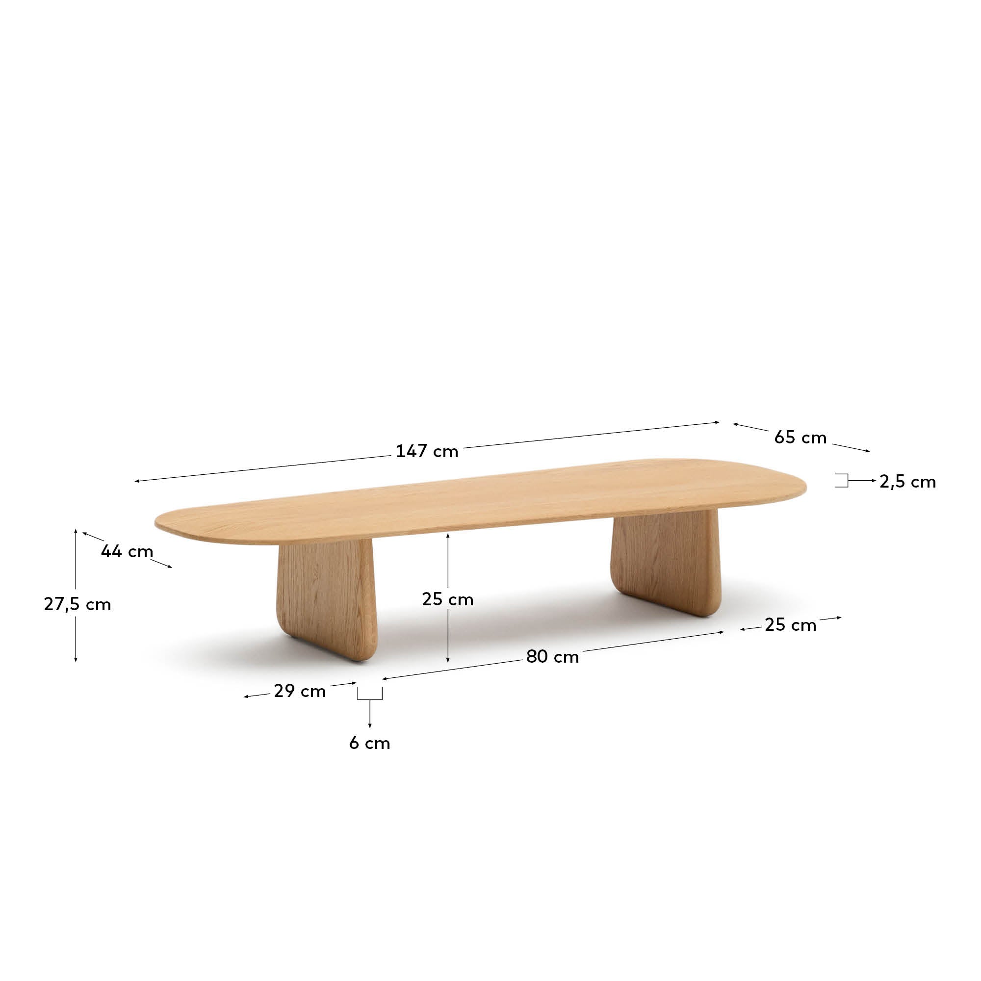 Couchtisch Pirita aus massiver Eiche mit natürlichem Finish 146 x 56,5 cm FSC 100% in Natur präsentiert im Onlineshop von KAQTU Design AG. Beistelltisch ist von Kave Home