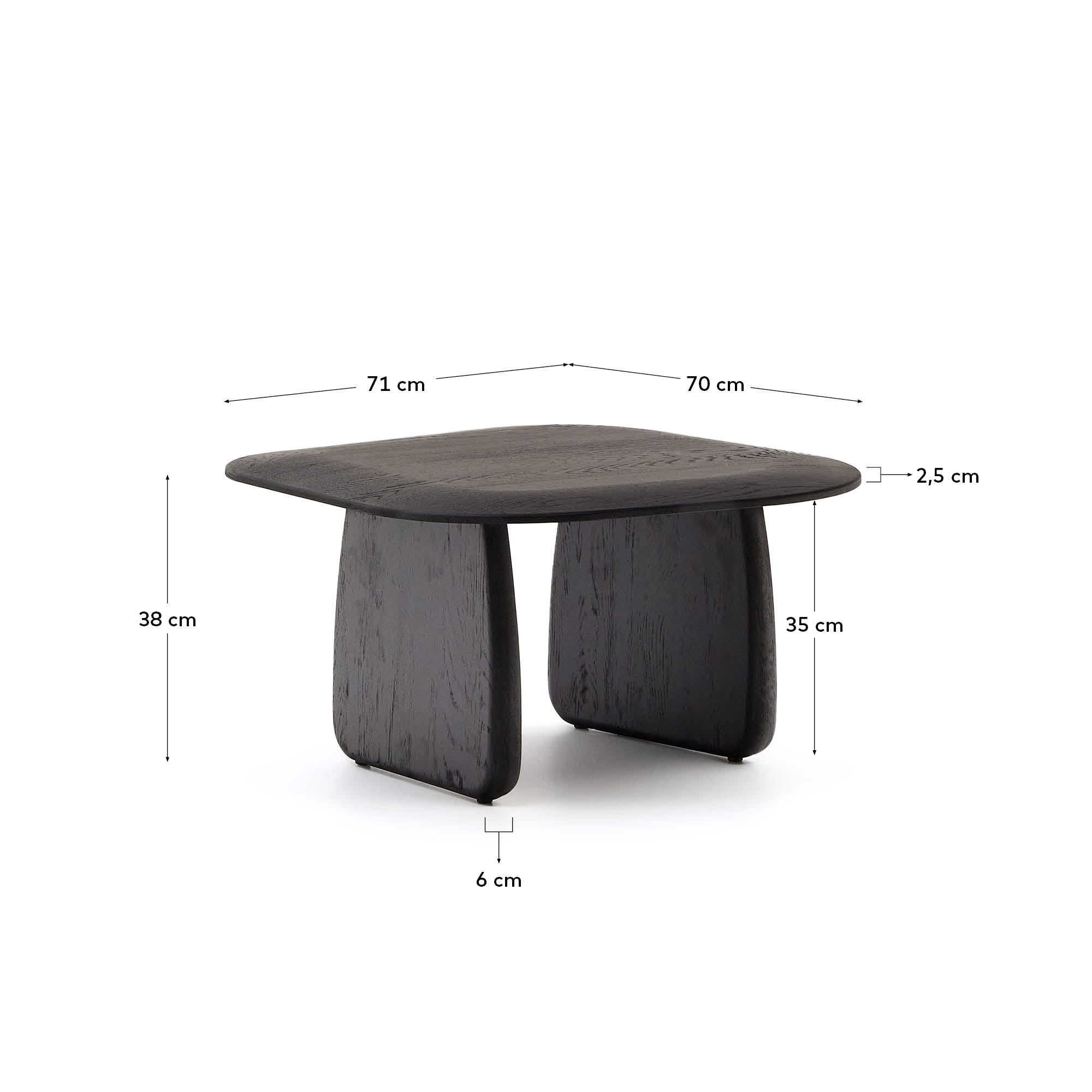 Beistelltisch Pirita aus massiver Eiche mit schwarzem Finish 70,6 x 70 cm FSC 100% in Schwarz präsentiert im Onlineshop von KAQTU Design AG. Beistelltisch ist von Kave Home