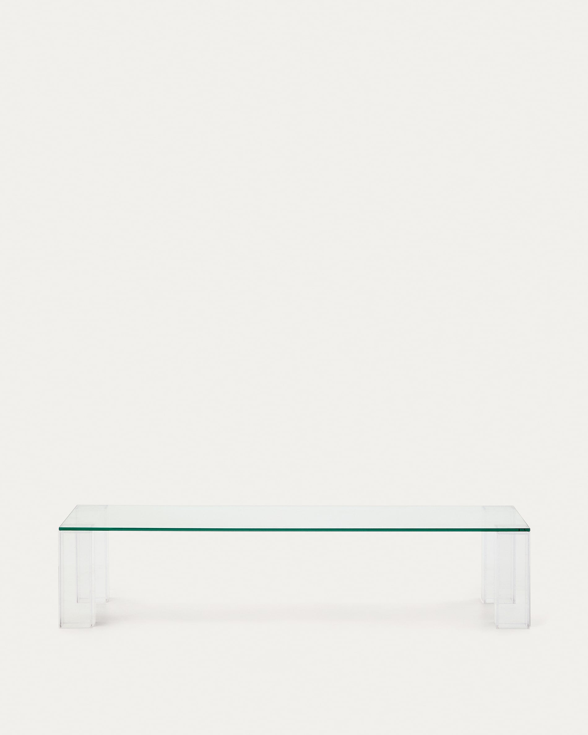 Couchtisch Adularia aus transparentem gehärtetem Glas 140 x 60 cm in Klar präsentiert im Onlineshop von KAQTU Design AG. Beistelltisch ist von Kave Home