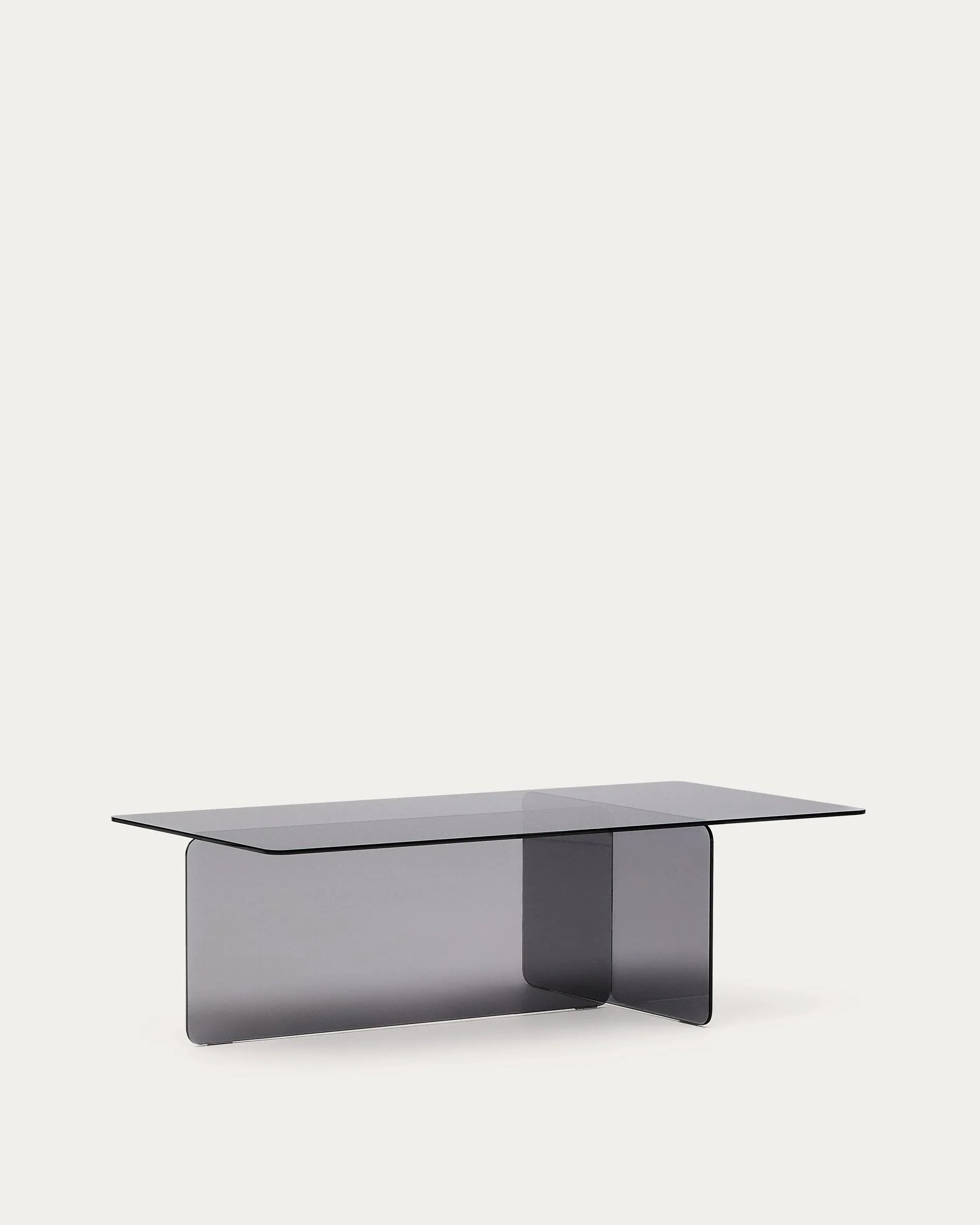 Moderner Couchtisch Zaren aus grauem gehärtetem Glas, 120x60 cm, von Kave Home: robust, elegant, vielseitig, ideal für jedes Wohnzimmer.