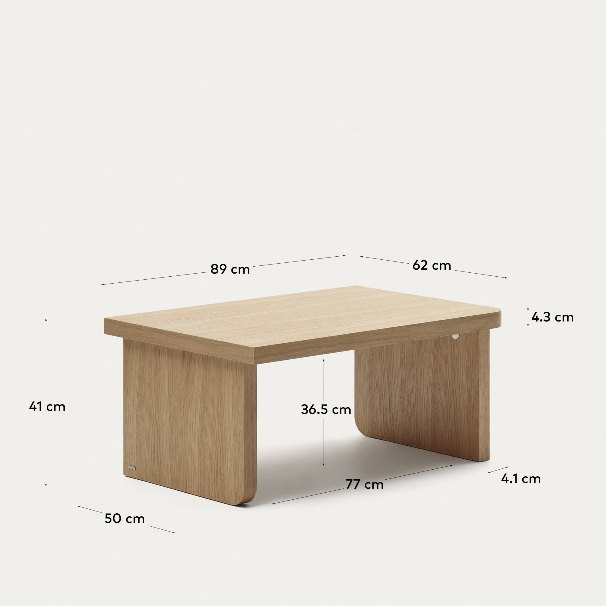 Oaq Set aus 2 Couchtischen aus Eichenfurnier mit natürlichem Finish FSC Mix Credit in Braun präsentiert im Onlineshop von KAQTU Design AG. Beistelltisch ist von Kave Home