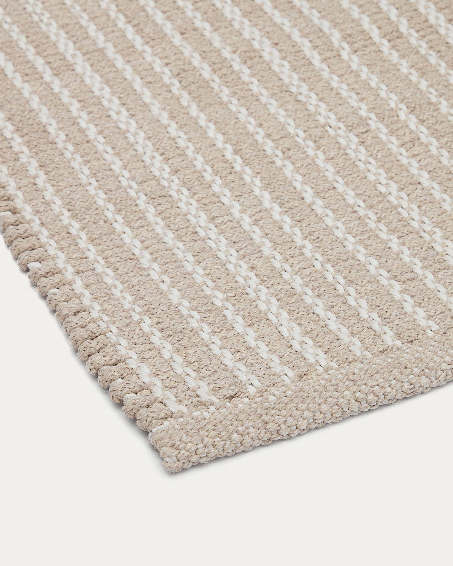 Canyet Teppich beige 160 x 230 cm in Beige präsentiert im Onlineshop von KAQTU Design AG. Outdoor-Teppich ist von Kave Home