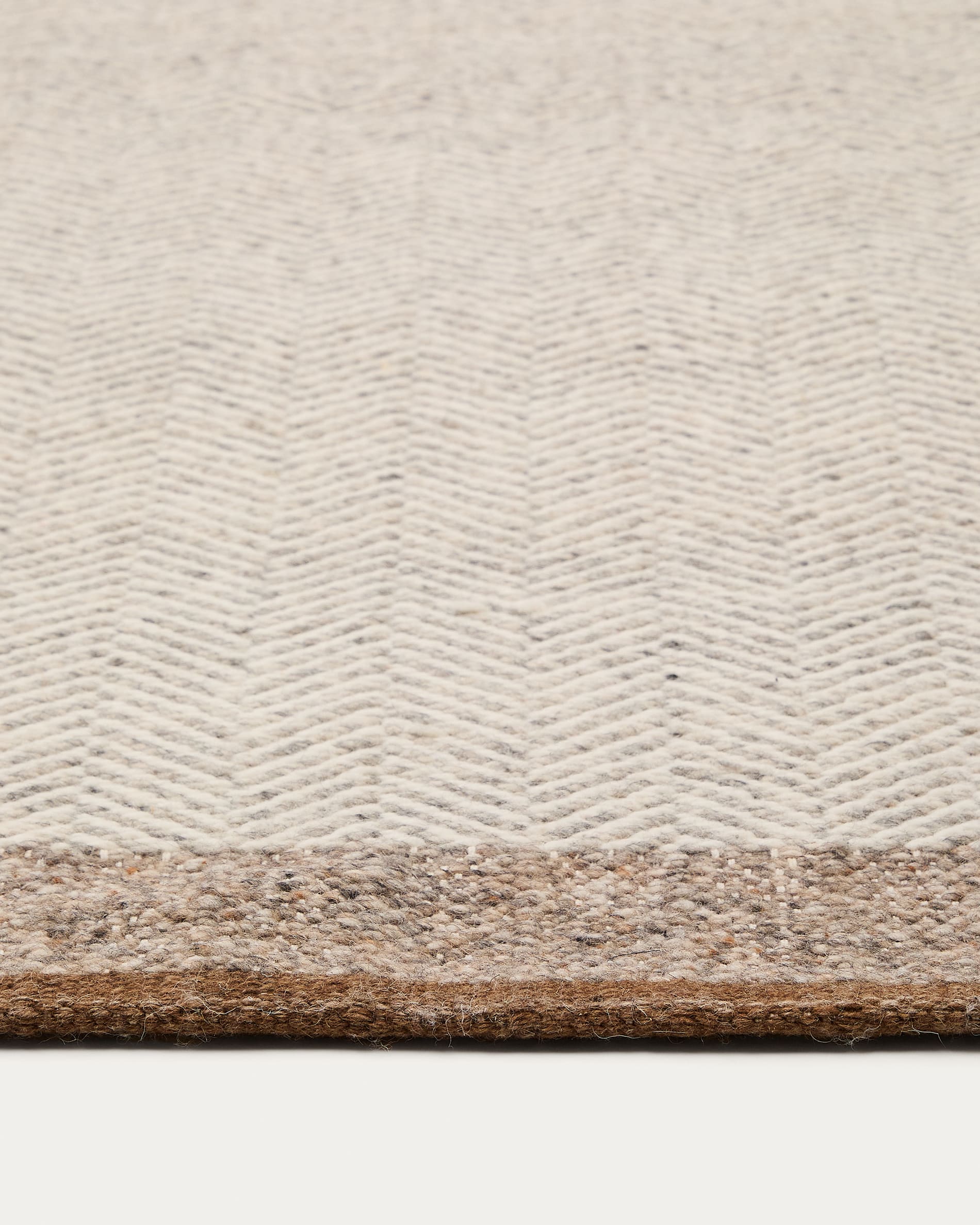 Teppich Nifelia Jacquard aus Wolle beige 200 x 300 cm in Beige präsentiert im Onlineshop von KAQTU Design AG. Teppich ist von Kave Home