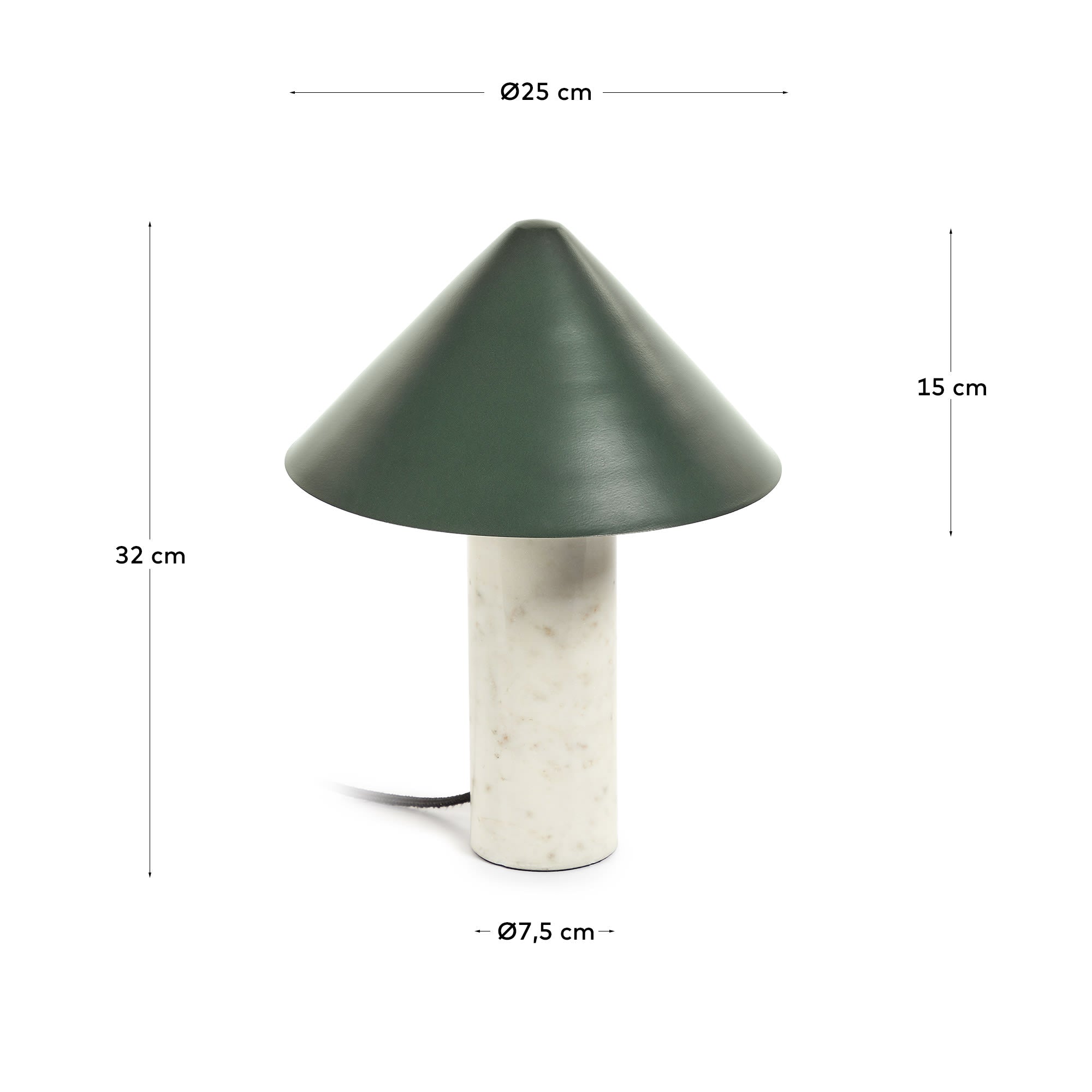 Valentine Tischlampe aus weissem Marmor und Metall mit grünem Finish in Grün präsentiert im Onlineshop von KAQTU Design AG. Tischleuchte ist von Kave Home