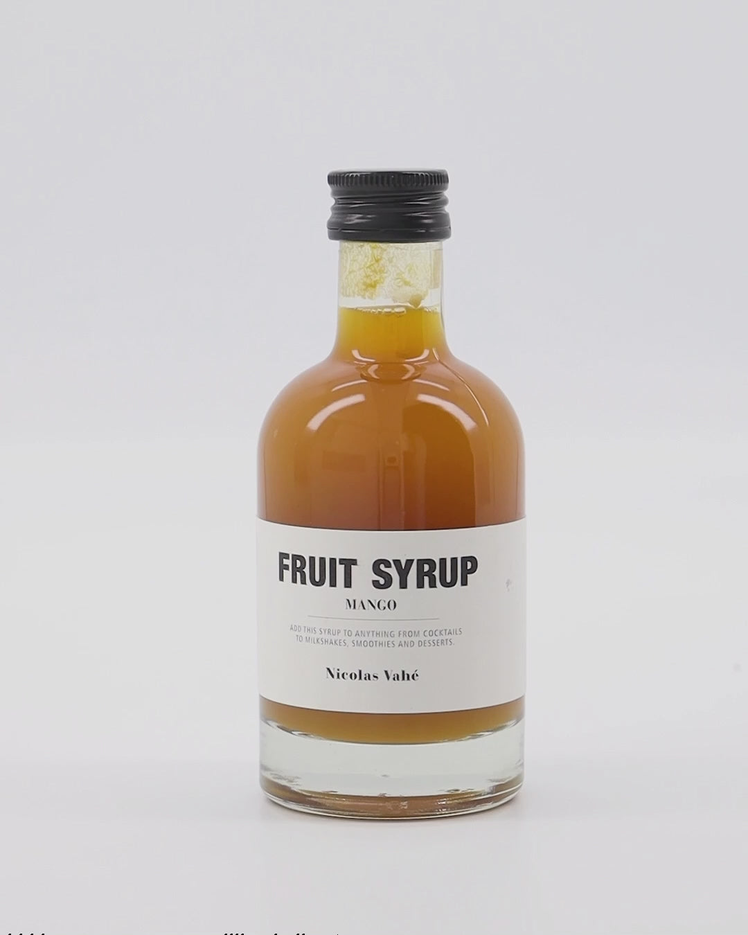 Früchtesirup, Mango in Weiss schwarz präsentiert im Onlineshop von KAQTU Design AG. Lebensmittel ist von Nicolas Vahé