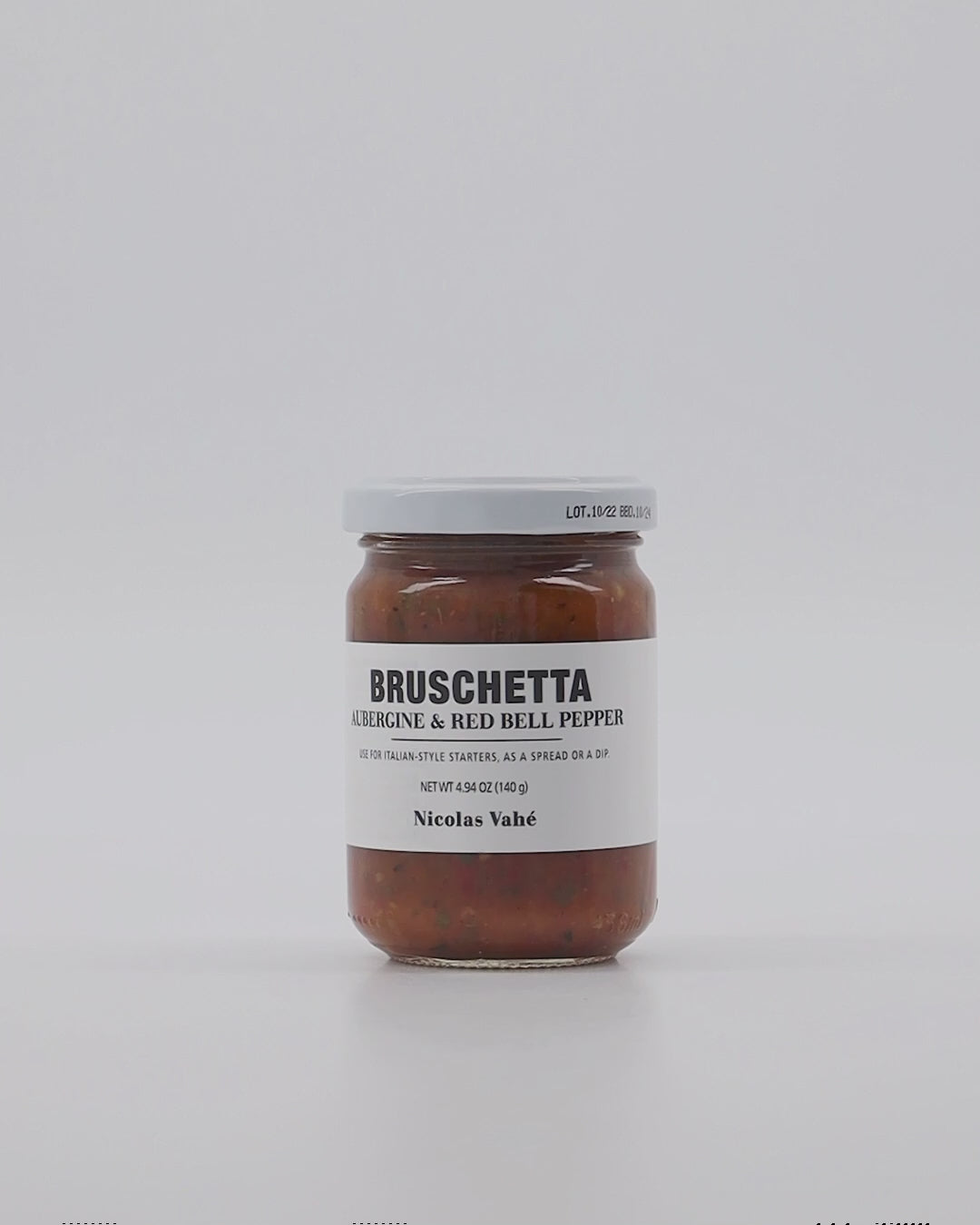 Bruschetta, aubergine & red bell Pfeffer in  präsentiert im Onlineshop von KAQTU Design AG. Lebensmittel ist von Nicolas Vahé